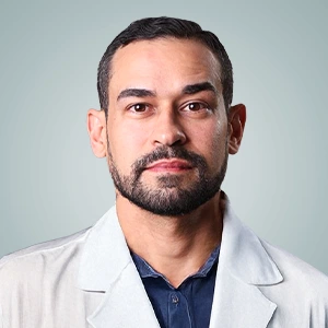 Dr. Lucas Monteiro
