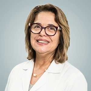 Dra Cecília